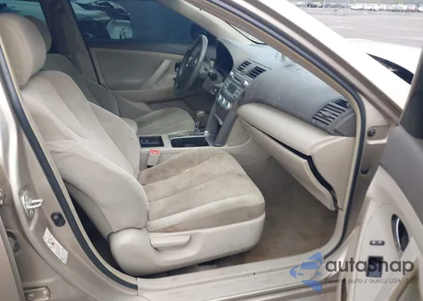 2007 Toyota Camry Le z USA, uszkodzony, nr VIN 4T1BE46K57U729054